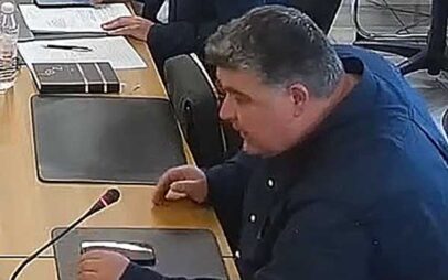Ο αντιπεριφερειάρχης Κοζάνης Κώστας Βύζας κάνει απευθείας ανάθεση έργου στη σύντροφό του