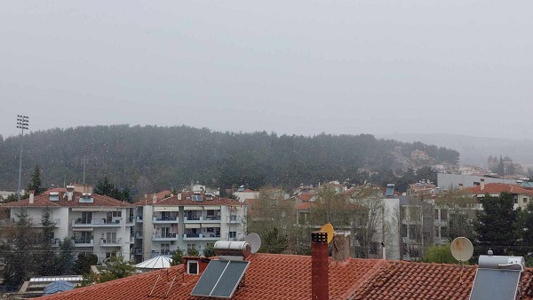 Ελαφριά χιονόπτωση στην Κοζάνη