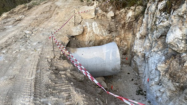 Βελβεντό: Κατασκευή οχετών για τον τεχνικό εξωραϊσμό του δρόμου από το Υδραγωγείο ως τις Κατασκηνώσεις της Αγίας Τριάδας
