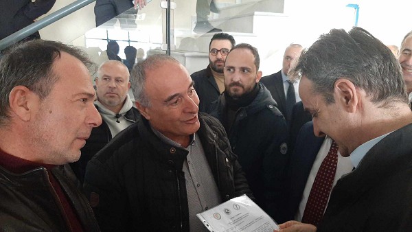 Οι εργολαβικοί εργαζόμενοι της Μελίτης ζητούν από τον πρωθυπουργό μόνιμες θέσεις εργασίας