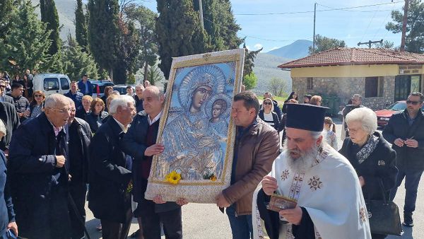 Σιάτιστα: Η Εικόνα της Παναγίας επιστρέφει στο Μοναστήρι Μικροκάστρου (Bίντεο)