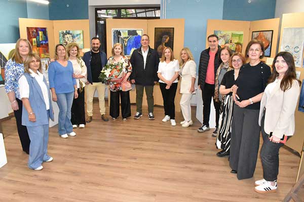 Πραγματοποιήθηκαν τα εγκαίνια της ετήσιας έκθεσης ζωγραφικής του τμήματος ενηλίκων του Εικαστικού Εργαστηρίου του Δήμου Κοζάνης