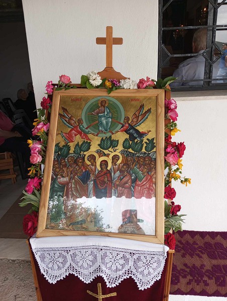 Την Πέμπτη 29 Μαΐου, ημέρα της Αναλήψεως, γιορτάζει το εκκλησάκι της Αναλήψεως στην Ροδιανή