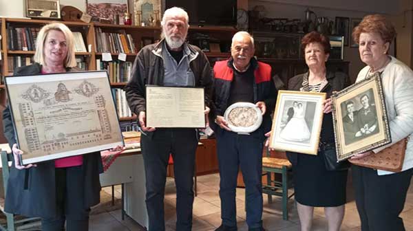 Επίσκεψη συγγενών της Μαρίας Αποσερκογλου στη Θρακική Εστία Εορδαίας – Παρέδωσαν οικογενειακά κειμήλια