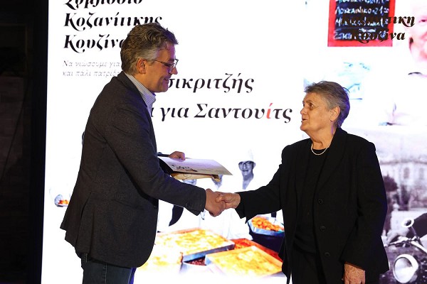 Η βράβευση της οικογένειας Τσικριτζή. Και η ιδιαίτερη τιμή στο πρόσωπο της Τάσας Τσικριτζή- Γράφει η Φανή Φτάκα