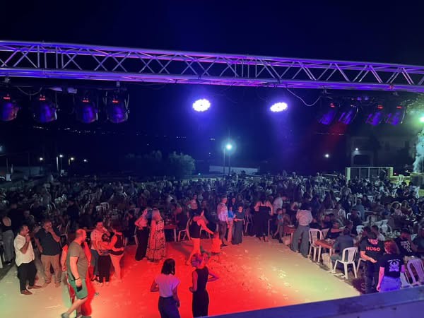 Λαϊκοποντιακή βραδιά πραγματοποίησε ο “Γεροπλάτανος”