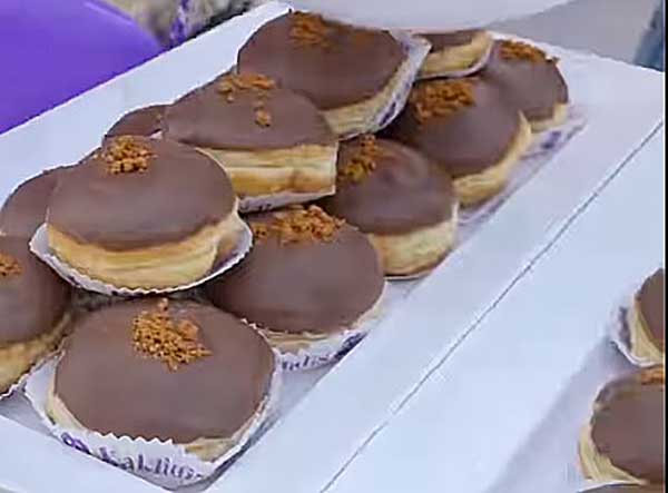 Kaklidis Bakery: Μπορεί ένα donut lotus να κλέψει καρδιές από την πρώτη μπουκιά;