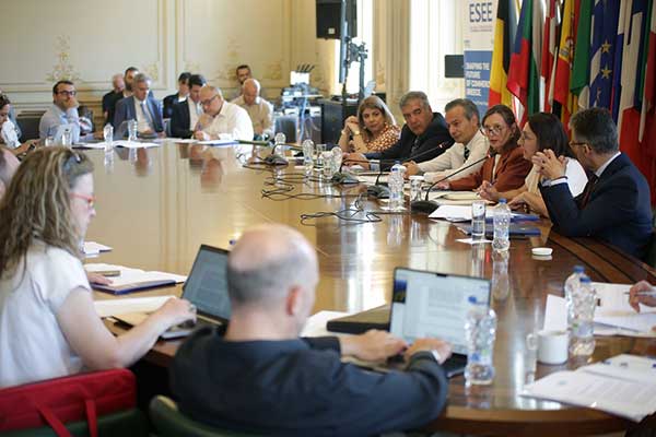 Στ. Καφούνης: Το λιανικό εμπόριο σε κίνδυνο – Να κλείσει η κερκόπορτα της Ε.Ε