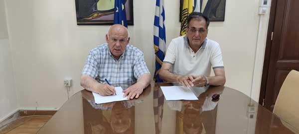 Υπογράφηκε η σύμβαση παραχώρησης εκμετάλλευσης των φυσικών πηγών “Βάλια Κίρνα” της Κοινότητα Σαμαρίνας