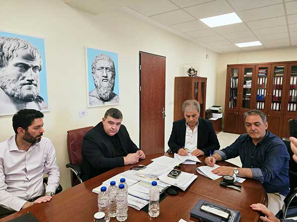 Περιφέρεια Δυτικής Μακεδονίας: Υπεγράφη η προγραμματική σύμβαση για τη «Βελτίωση οδού Κερασιά-Μηλιά»