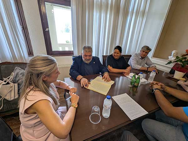 Ευχαριστήριο του Δήμου Εορδαίας για τη δωρεά οικοπέδου από τις κυρίες Αναστασία Γκέσσα και Λίζα Γκέρεμπιτς