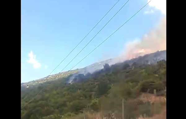Φωτιά στην περιοχή Σκάλα Δεσκάτης