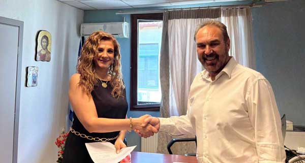 Εθιμοτυπική επίσκεψη του δημάρχου Φλώρινας στη νέα διοικήτρια του Νοσοκομείου Φλώρινας