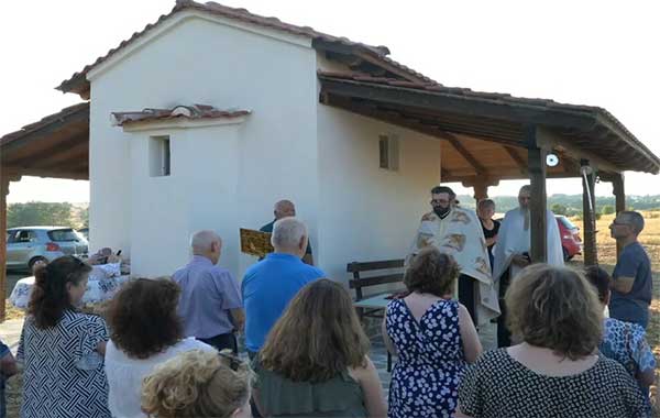 Εσπερινός στο Εξωκκλήσι της Αγίας Παρασκευής στην Καλλιστράτι Βοΐου
