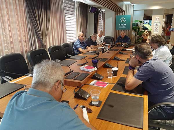 Η απάντηση των δήμων της Δυτικής Μακεδονίας στα ΟΧΙ του Μητσοτάκη: Παραίτηση δημοτικών συμβουλίων και συλλαλητήρια