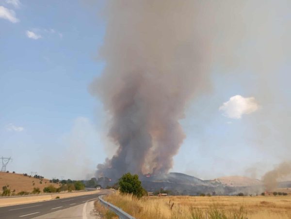 Κοζάνη: Φωτιά σε χορτολιβαδική έκταση στην Ποντοκώμη