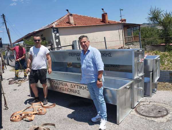 Συνεχίζεται η παράδοση των ποτιστρών στην Περιφέρεια Δυτικής Μακεδονίας και η μεταφορά τους στις Κοινότητες των Δήμων