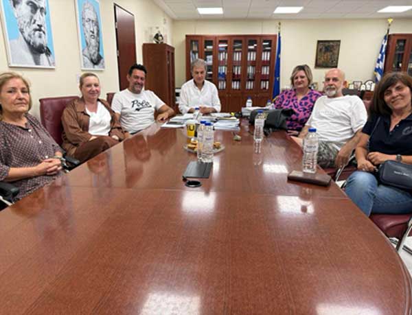 Συνάντηση του Συλλόγου Εργαζομένων Νοσοκομείου Κοζάνης και Κέντρων Υγείας με τους Γιώργο Αμανατίδη και Τάσο Φούντογλου