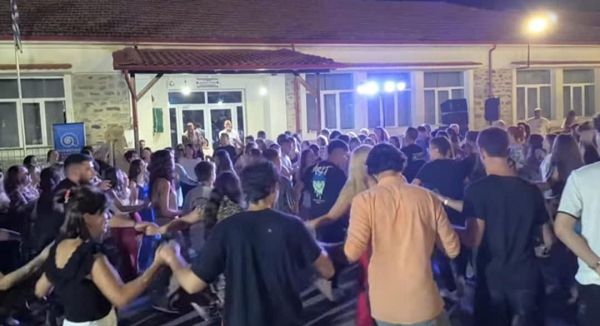 Με επιτυχία πραγματοποιήθηκε ο καλοκαιρινός χορός του Μορφωτικού Ομίλου Πλατανορρέυματος