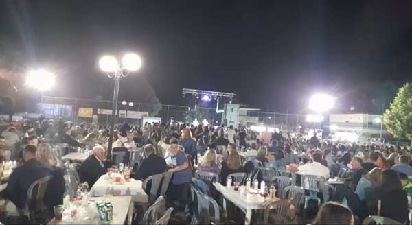 Πραγματοποιήθηκε ο ετήσιος χορός του Πολιτιστικού Συλλόγου Μικροβάλτου “Τα Μπουχάρια”