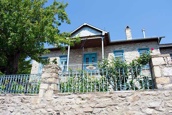 Η εκπομπή “Η Φωνή Της Ελλάδας” ταξιδεύει στο ομορφότερο ορεινό χωριό της Ελλάδας, το Νυμφαίο
