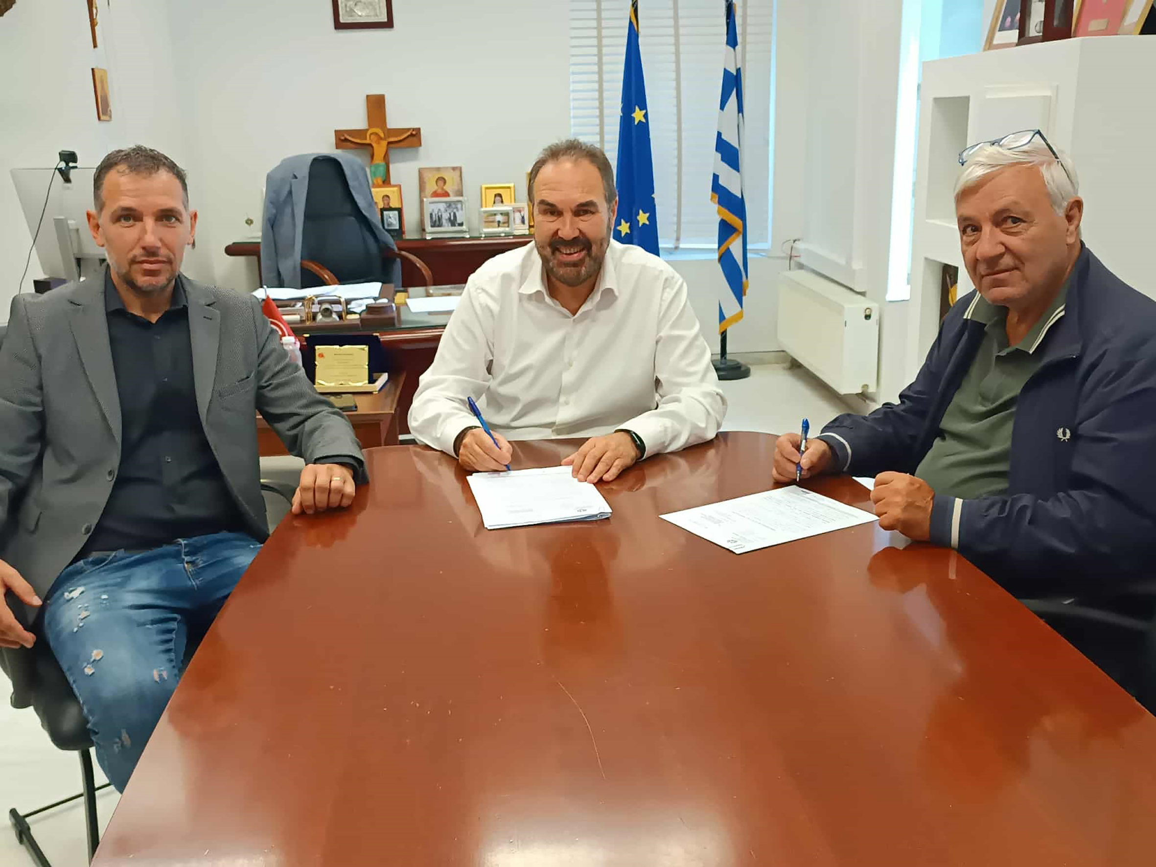 Υπεγράφη η σύμβαση του έργου κατασκευής και λειτουργίας καταφυγίου αδέσποτων ζώων Δήμου Φλώρινας