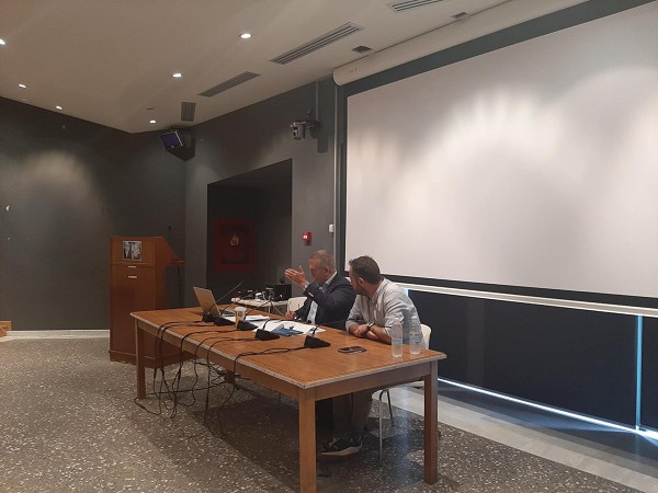 Θέματα που συζητήθηκαν στη συνάντηση του Γιάννη Βρούτση με τα αθλητικά σωματεία της περιοχής