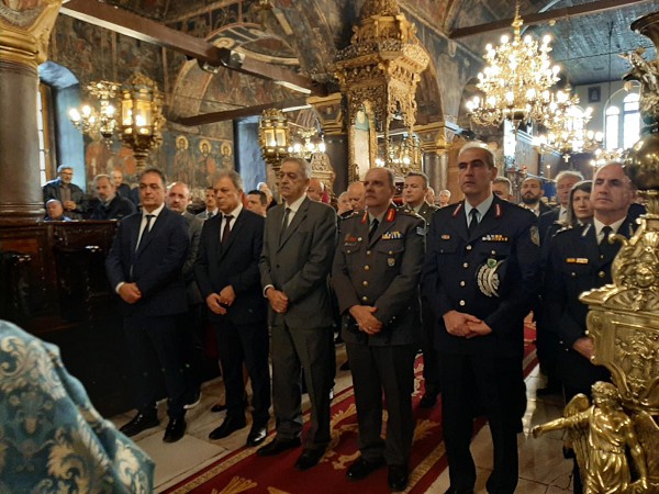 Η Ελληνική Αστυνομία τίμησε τον προστάτη της Άγιο Αρτέμιο στον καθεδρικό Ναό της Κοζάνης