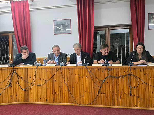 Περιφέρεια Δυτικής Μακεδονίας: Συνάντηση του Περιφερειάρχη με τους κατοίκους για την οδική σύνδεση Αγιόφυλλου-Δεσκάτης