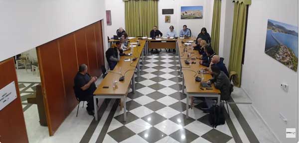 Το Δημοτικό Συμβούλιο Σερβίων αρνητικό στην νομιμοποίηση των 196 φωτοβολταϊκών πέριξ του «Μάνα Νερού»: Προσχηματική η διαδικασία περιβαλλοντικής αδειοδότησης