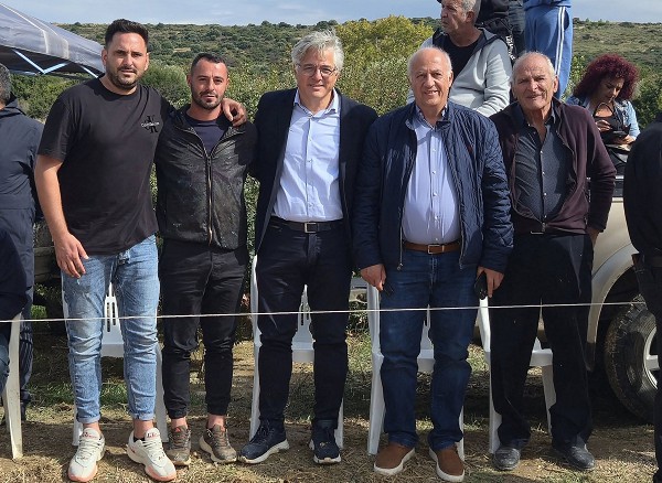 Στη Χίο βρέθηκε ο Δήμαρχος Βοΐου Χρήστος Ζευκλής