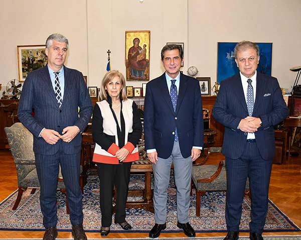 Σύσκεψη του ΥΜΑΘ με τους περιφερειάρχες της Μακεδονίας και της Θράκης