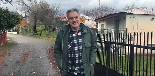 Στους πρόποδες των βουνών των Γρεβενών, εκεί όπου ο χρόνος κυλά πιο αργά, βρίσκεται το Παρόρειο