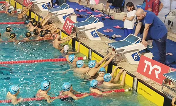 Κολυμβητική Ένωση Κοζάνης: Μεγάλη επιτυχία για την Προαγωνιστική στην Θεσσαλονίκη – 27 μετάλλια και 53 ατομικά ρεκόρ