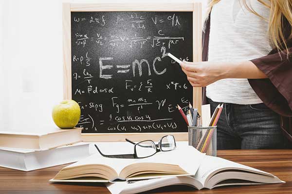 Γιατί στην Κοζάνη δεν υπάρχει ενισχυτική διδασκαλία σε γυμνάσια και λύκεια;