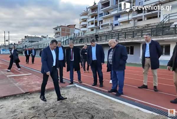 Ο Γιάννης Βρούτσης πήρε λίγη αίγλη πατώντας κυριολεκτικά στο σκάμμα του Μίλτου Τεντόγλου