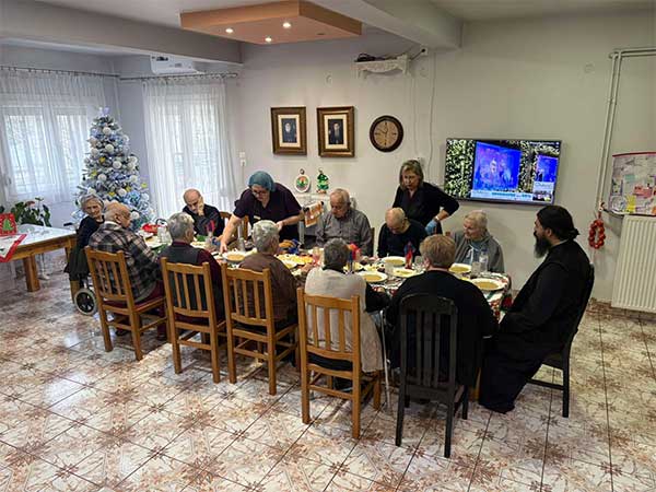 Χριστούγεννα προσφοράς από τον Πρόεδρο της Ελληνικής Δημοκρατίας στο Αυγουστίνειο Γηροκομείο Φλώρινας