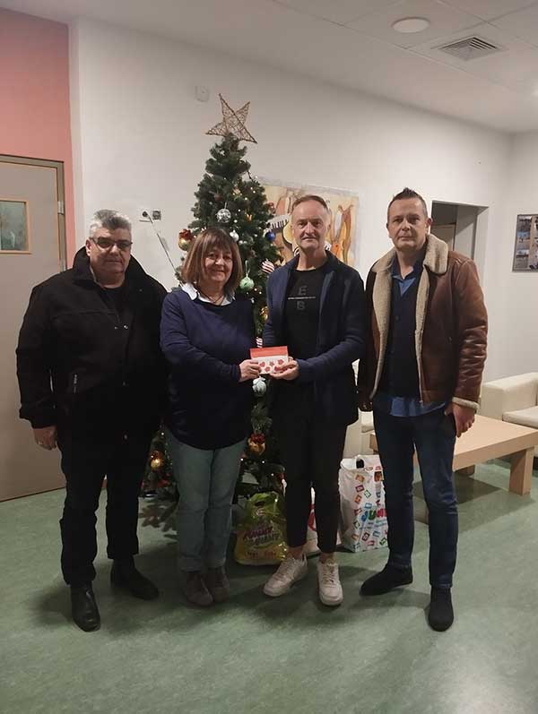 Διάθεση δωροεπιταγής και παιχνιδιών στον Σύλλογο Γονέων Ατόμων με Αυτισμό Ν. Κοζάνης «Ταξιδευτές της Ελπίδας» από την Ένωση Στρατιωτικών Κοζάνης