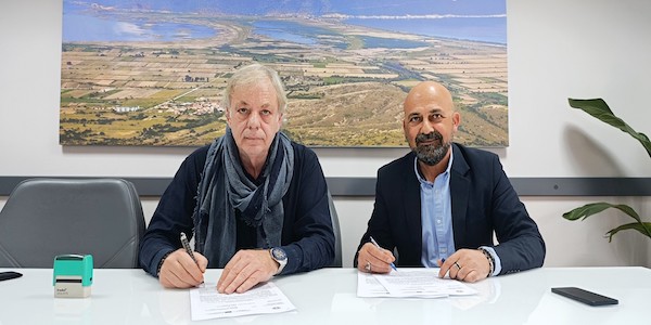 Υπογραφή σύμβασης για το έργο «Ίδρυση, Ανάδειξη και Βελτίωση Δικτύου Μονοπατιών Δήμου Πρεσπών»
