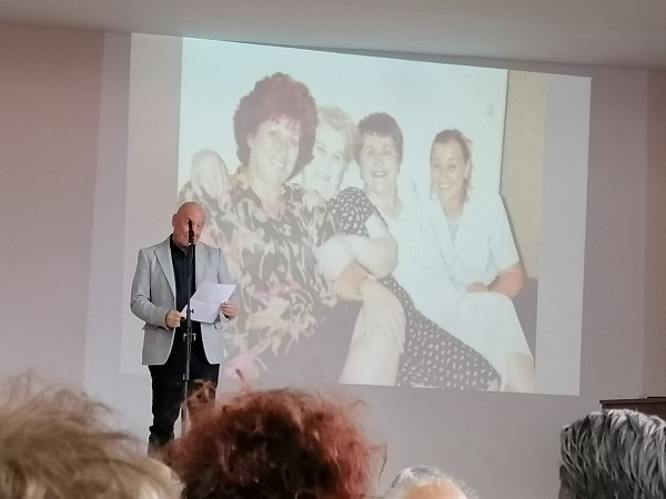 Παρουσιάστηκε στην Εράτυρα η “Σουλτάνα” του Μένιου Σακελλαρόπουλου