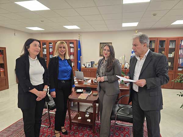 Τρεις νέες υπάλληλοι εντάσσονται στο ανθρώπινο δυναμικό της Περιφέρειας