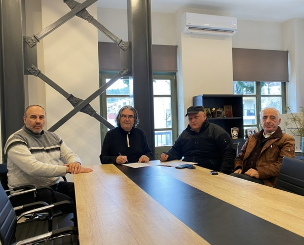Υπογράφηκε η σύμβαση για τη δημιουργία νέου σύγχρονου χώρου πρασίνου στα Σέρβια – Ένα ακόμη έργο ανάπλασης ξεκινά