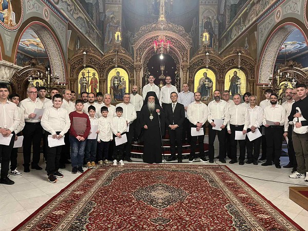Ο πρωτοψάλτης του Ι. Ναού Αγίου Διονυσίου Βελβεντού Τζινίκος Ιωάννης του Νικολάου πήρε, ‘’με γενικό βαθμό άριστα’’ το ‘’Πτυχίο Βυζαντινής Μουσικής’’ από τη ‘’Σχολή Βυζαντινής Μουσικής, Ιεράς Μητροπόλεως Θεσσαλονίκης’’. Άξιος!