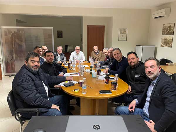 Διευρυμένο διοικητικό συμβούλιο της ΟΕΣΔΚΜΑΚ- Στο επίκεντρο η αγωνία του λιανεμπορίου