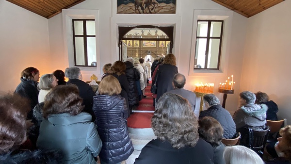 Στο εξωκλήσι των Αγίων Θεοδώρων στο Βελβεντό (Φωτογραφίες)