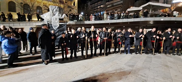 Ο Φανός του Άη Δημήτρη στην πλατεία της Κοζάνης