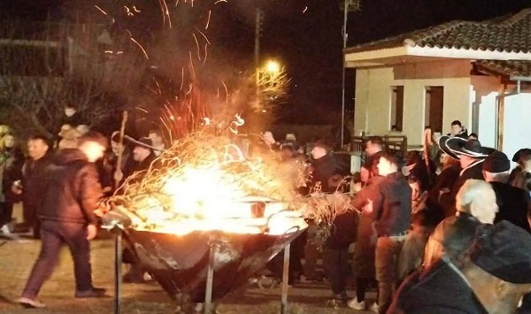 Άναψε ο φανός Ιτιά στην Αιανή