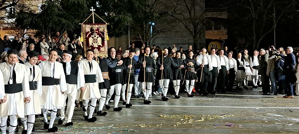 Τα περήφανα Γρεβενά στην πλατεία της Κοζάνης
