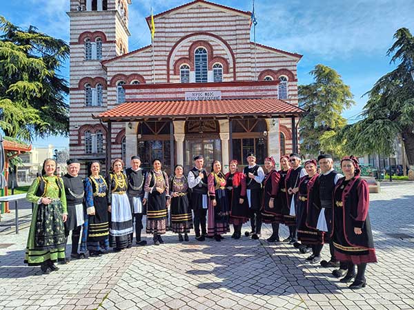 Γρεβενιώτες Κοζάνης στο δρώμενο «Νύφες» Μελίκης
