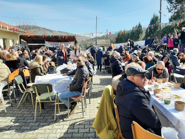 Κούλουμα στα Μελίσσια με χάλκινα και σαρακοστιανά εδέσματα